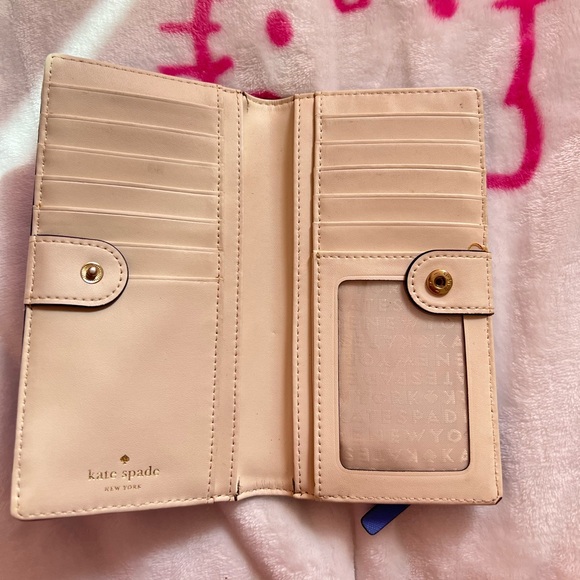 Kate Spade (Wallet) - Picture 2 of 4